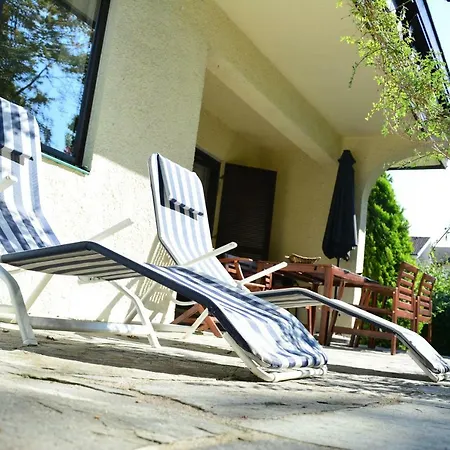 Haus Mit Garten Eugendorf Exterior photo