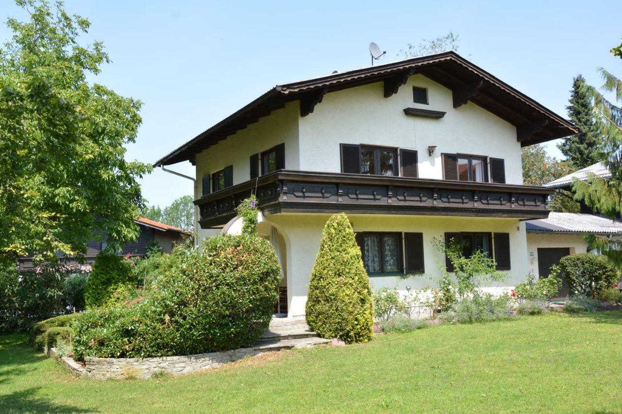 Haus Mit Garten Holiday home *